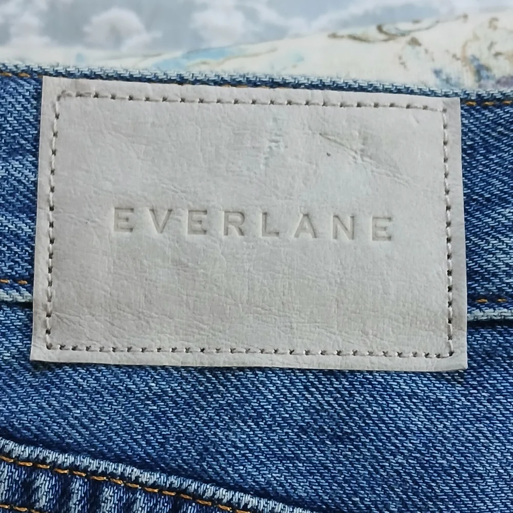 Everlane Blue Straight Leg Jeans Classic Style - (EUC) - Picture 9 of 10